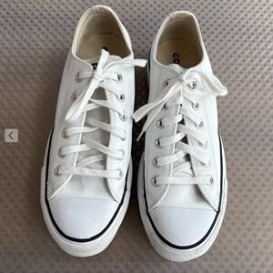 Converse Chuck Taylor All Star Lift Platform White Leather Low Top Women Size 8